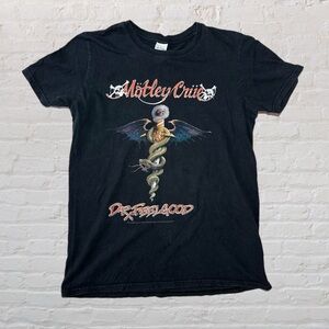 Motley Crue Gildan Black Short Sleeve Vintage Fit Cotton Band Tee in Men’s Small